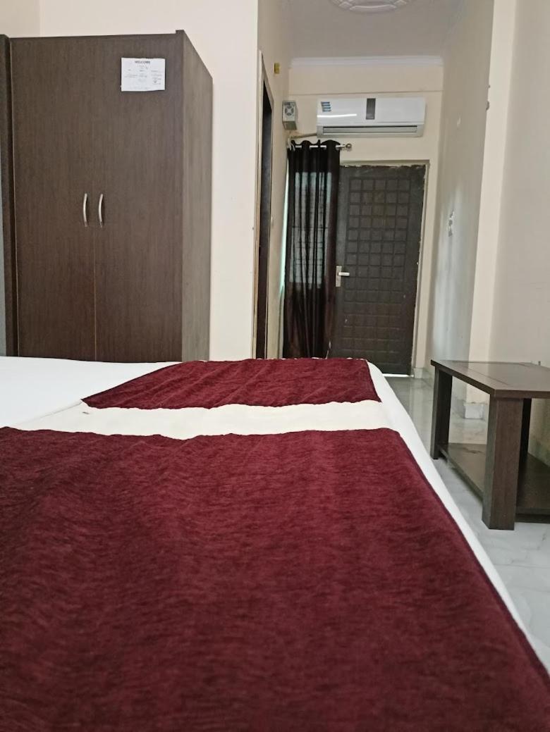 Hotel Atrium Inn Ришикеш Экстерьер фото